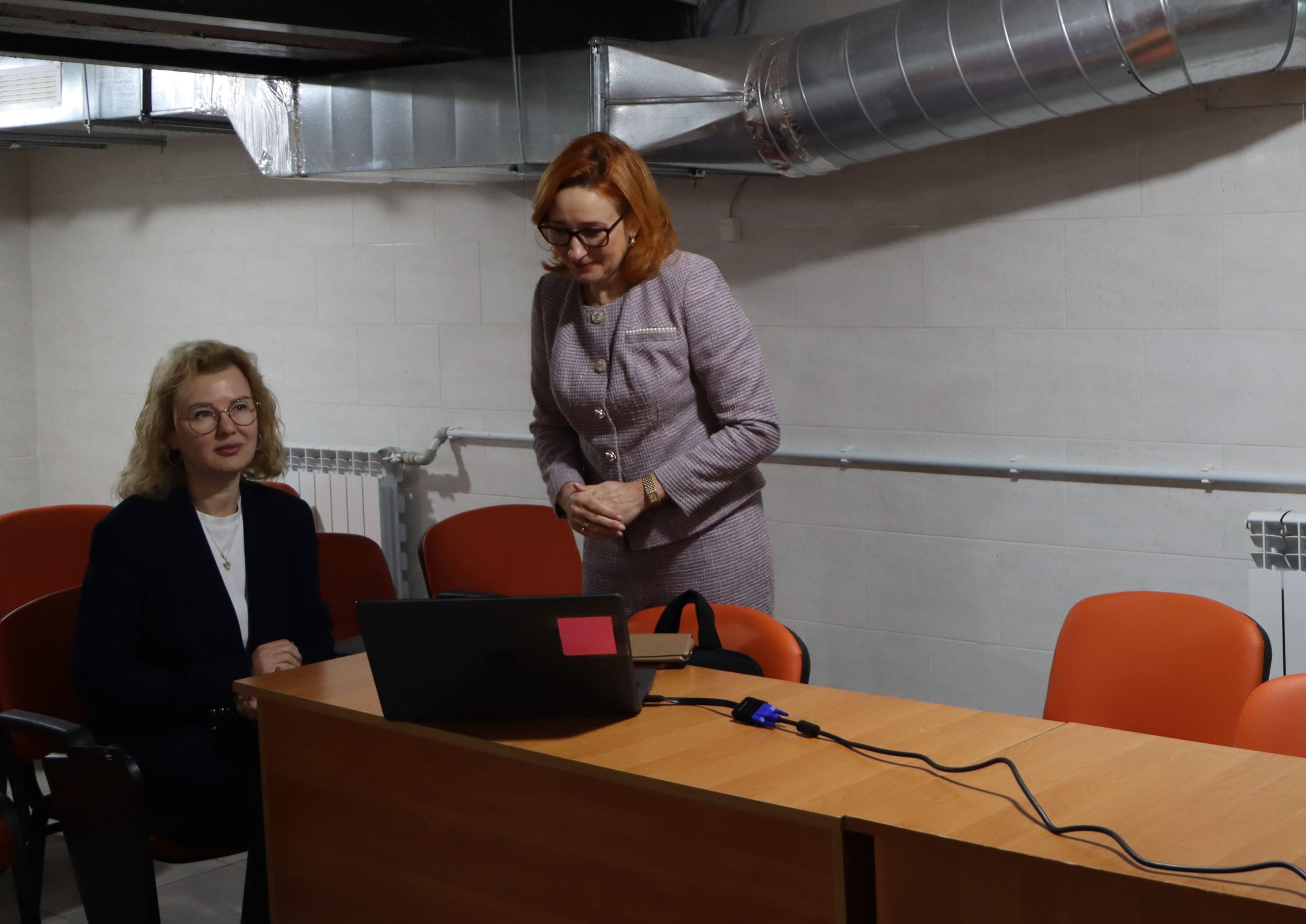 В Інституті права відбулася зустріч з кандидаткою на посаду ректора Університету Ганною Толстановою!